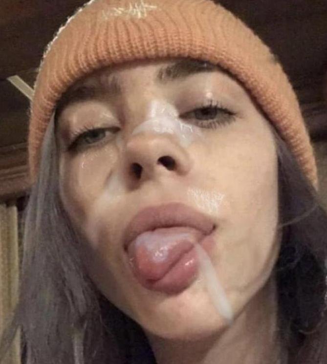 Famous celebrity and #KNQzK2lD