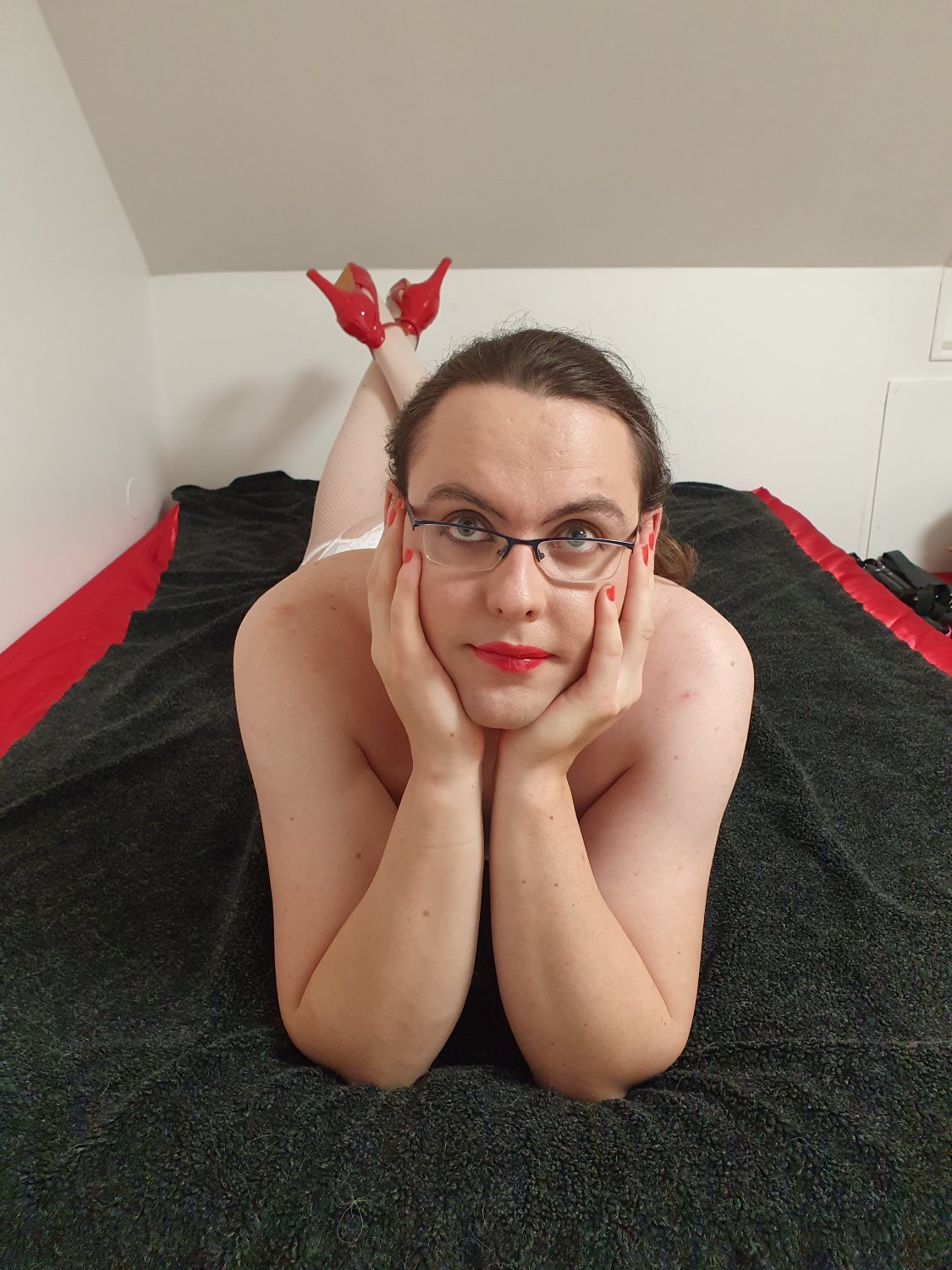 French Sissy Sophie looks innocent, but she is a dirty Slut seeking attention & Exposure  (1. G.) #ZePToMJI