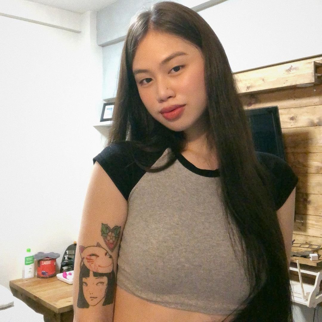 hot  asian model #20CCmZOG