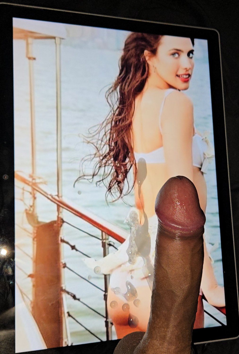 Margaret Qualley Ass Cum Tribute #DSZKM7b4