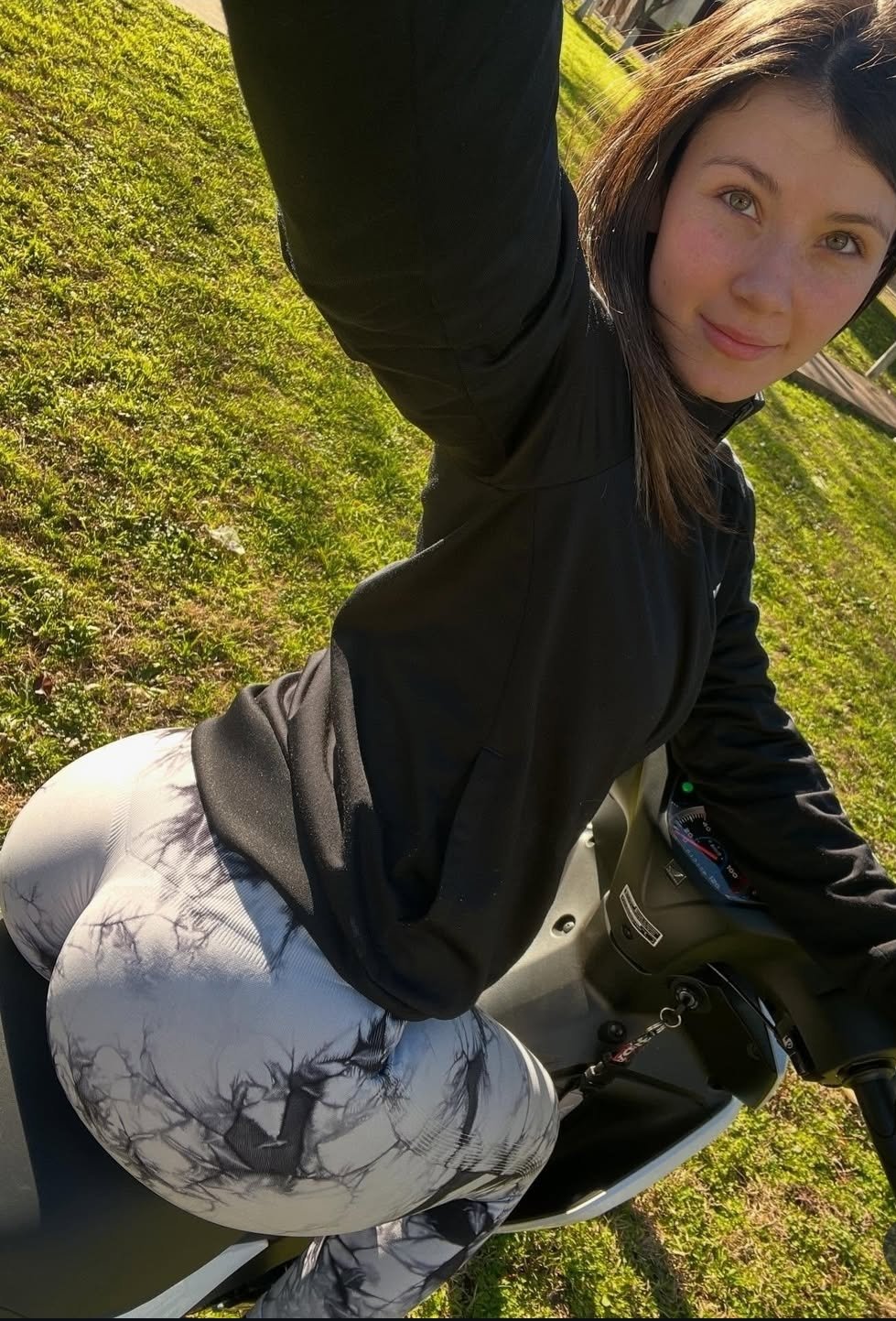 Noche de morbosear a esta pendeja Preciosa,buenas tetas y un tremendo ojete riquísimo para chupar #1 #bdSfWzfV